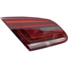 Cargar imagen en el visor de la galería, Calavera Passat cc 13-16 LED interior izquierda